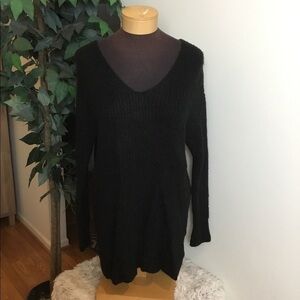 IT’S Our Time lace up black Large tunic sweater